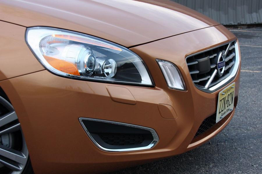  Volvo S60 2010 года  (фото 142 из 226)